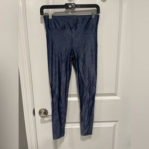 Koral high rise shiny legging size medium blue